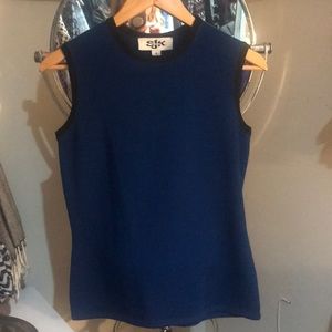 St. John knit blue & black top